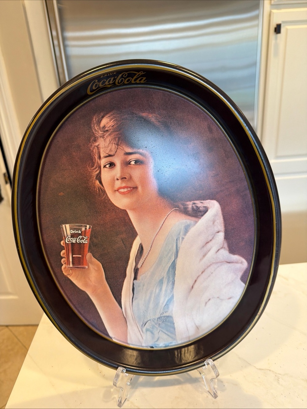 Drink Coca-Cola Oval Vintage “Gibson Girl”Serving Tray 1973 USA 12 x15